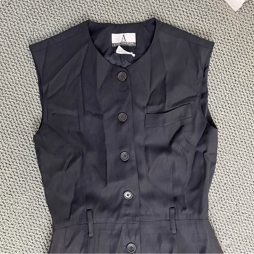 Vintage A Line Anne Klein Midi length button up lined black dress
